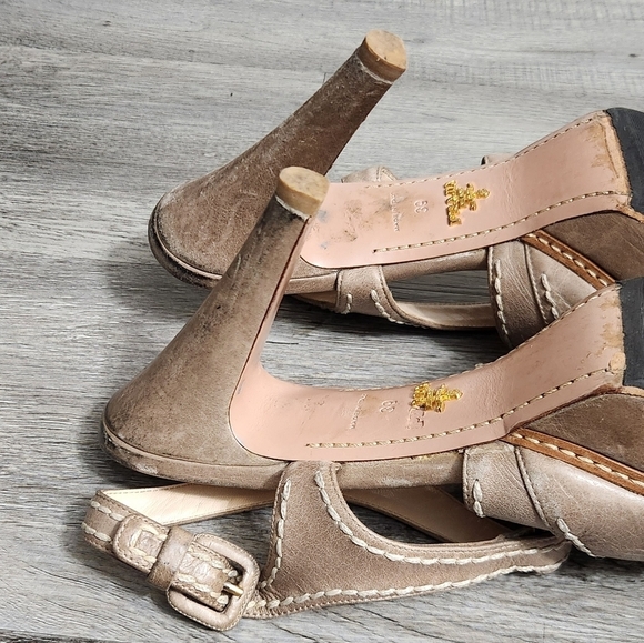 Prada Leather Heels - Picture 7 of 10